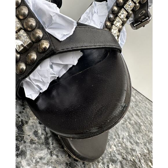 LORIBLU Black Leather Stud Accent Gladiator Tall Sandal SIZE 39 - Picture 5 of 10